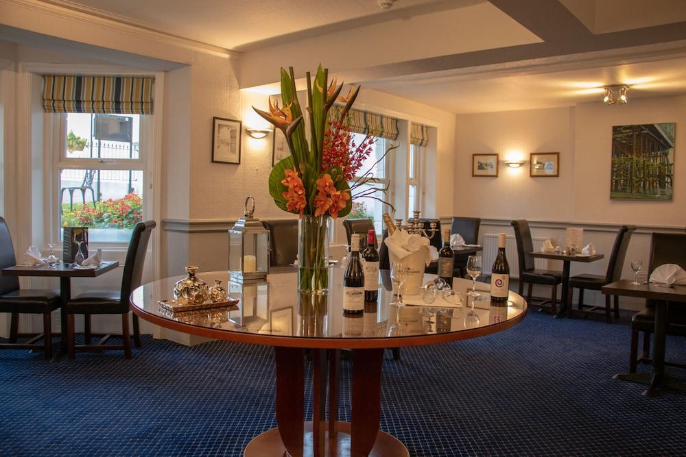 Devonshire Park Hotel Eastbourne Eksteriør billede