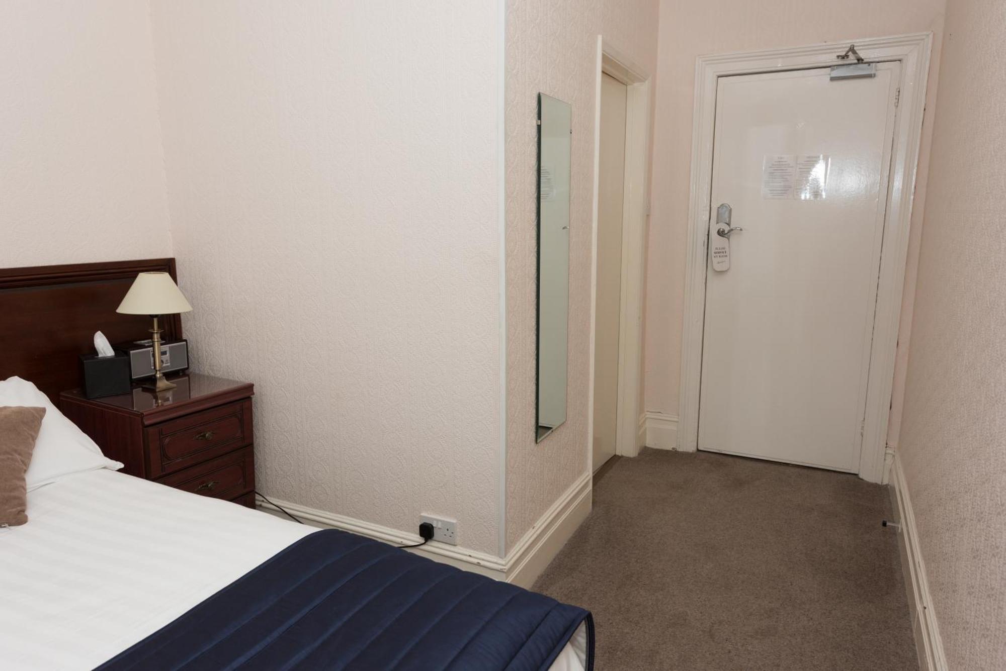 Devonshire Park Hotel Eastbourne Eksteriør billede