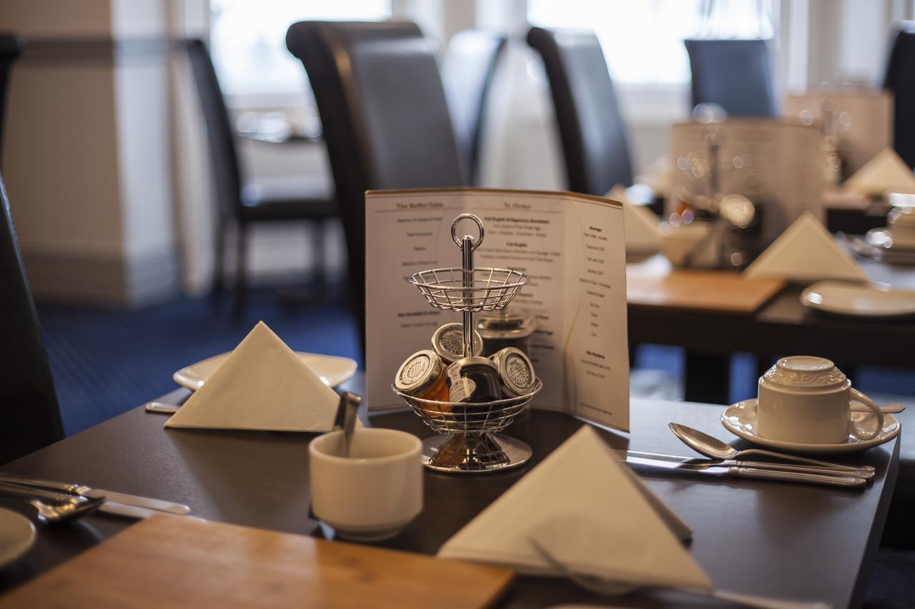 Devonshire Park Hotel Eastbourne Eksteriør billede